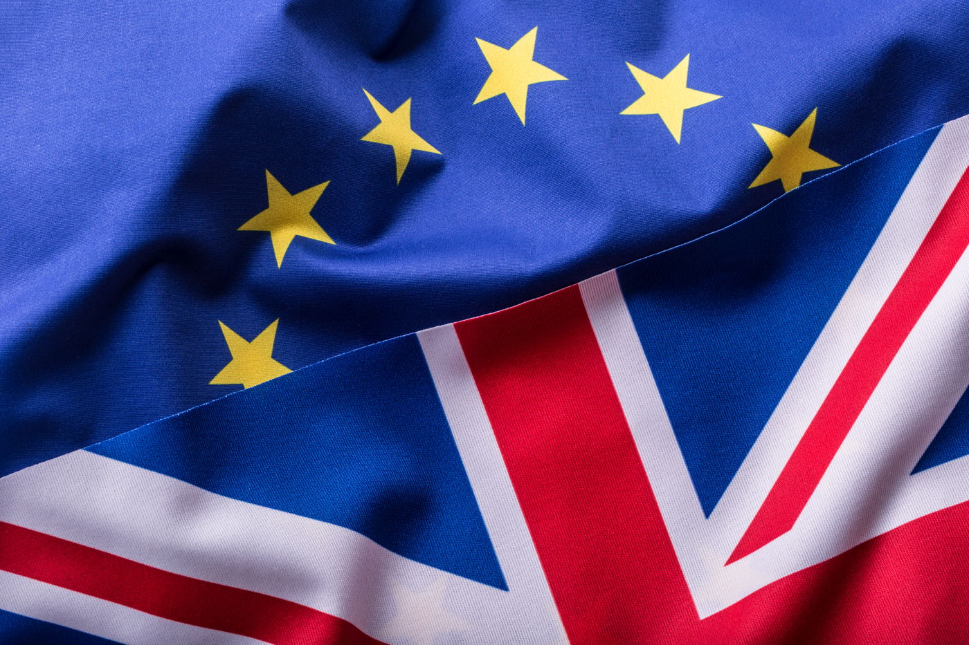 Learn how the latest UK-EU agreement affects construction materials, labor mobility for architects and engineers, and professional qualification recognition. Get strategic recommendations.