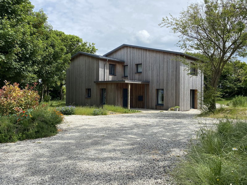 Chalkwood: Modern Coastal Passive House, Dover