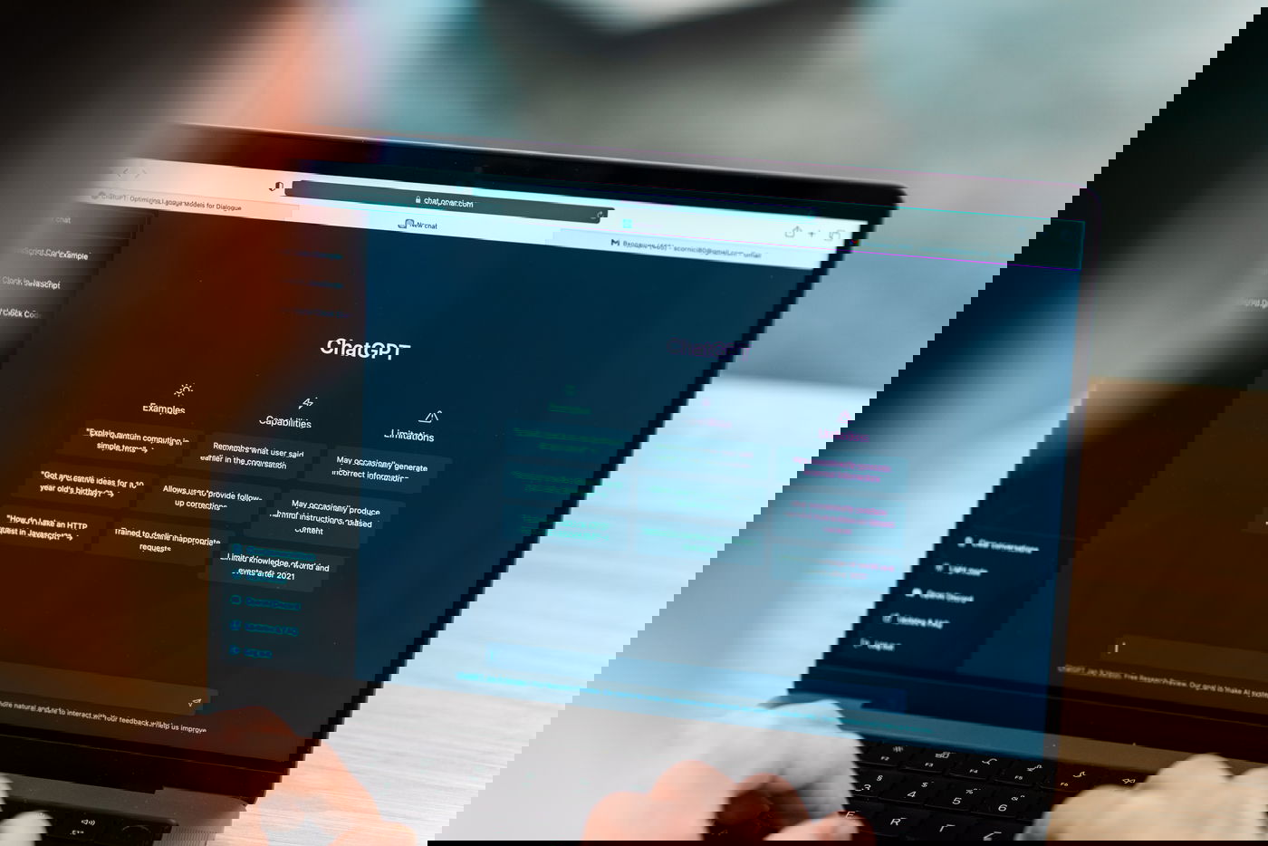 Diagram showcasing structured AIDI data powering AI-driven search and digital agents.